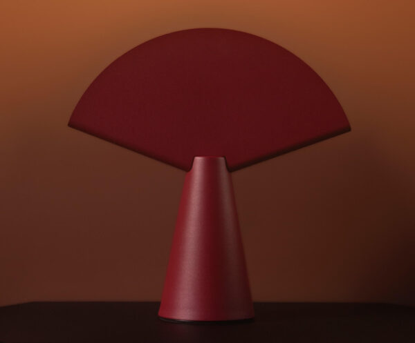 OGI Table מבית Ilum – Ilum | טכנולייט